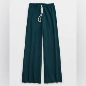 Dark Green Wide Leg sweatpantss
